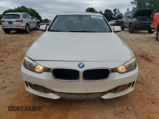 2012 BMW 3 Series 328i z VIN WBA3A5G54CNP18180, wystawiony jako Copart lot #57582075 z przebiegiem 133 036 mil mil oraz Szkoda całkowita • Salvage title. Historia ofert i sprzedaży dostępna na DreamBid. Obrazek 5.