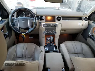 2011 Land Rover LR4 HSE с VIN SALAG2D48BA575459, выставлен на аукционе Copart как лот 84969554 с пробегом 145 368 миль миль и Списание • Salvage title. История ставок и продаж доступна на DreamBid. Изображение 8.