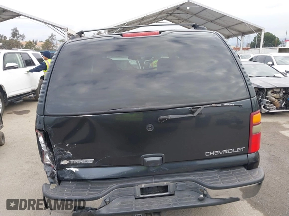 2003 Chevrolet Tahoe LS with VIN 1GNEC13T73R297770, listed as a IAAI auction lot 42071895 with 215,848 mi miles. Bid and sale history available at carsss.com. Image 17.