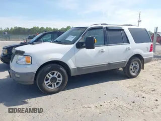 2003 Ford Expedition Special Service with VIN 1FMFU16L63LA30060, listed as a IAAI auction lot 42080566 with 178,757 mi miles. Bid and sale history available at carsss.com. Image 14.