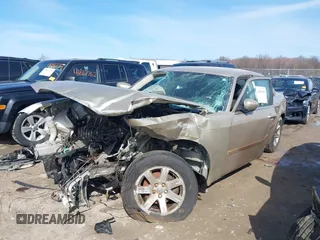 2006 Chrysler 300 с VIN 2C3LA43R16H513617, выставлен на аукционе IAAI как лот 41833601 с пробегом Не указан миль и . История ставок и продаж доступна на DreamBid. Изображение 18.