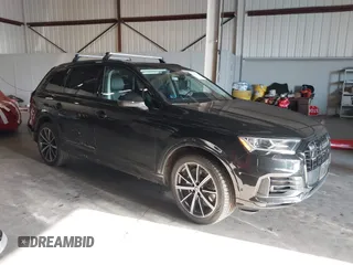 2022 Audi Q7 Premium Plus with VIN WA1LXBF74ND006421, listed as a IAAI auction lot 41945459 with 28,945 mi miles and . Bid and sale history available at DreamBid. Image 1.