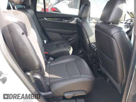 2020 Cadillac XT6 FWD Premium Luxury z VIN 1GYKPCRSXLZ136057, wystawiony jako IAAI lot #42211514 z przebiegiem 32 476 mil mil oraz . Historia ofert i sprzedaży dostępna na DreamBid. Obrazek 8.