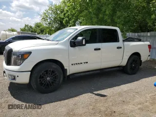 2018 Nissan Titan SV with VIN 1N6AA1E5XJN518503, listed as a Copart auction lot 61106735 with 113,920 mi miles and Clean title. Bid and sale history available at DreamBid. Image 1.