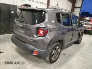 2018 Jeep Renegade Sport with VIN ZACCJAAB4JPH77082, listed as a Copart auction lot 45867195 with 174,305 mi miles and Salvage Title. Bid and sale history available at DreamBid. Image 3.