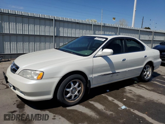 2000 Acura TL with VIN 19UUA5660YA037130, listed as a Copart auction lot 52930485 with 206,501 mi miles and Salvage Title. Bid and sale history available at carsss.com. Image 1.