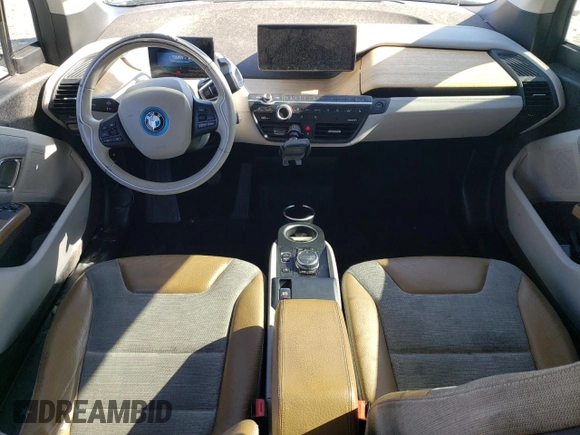 2016 BMW i3 с VIN WBY1Z4C55GV506783, выставлен на аукционе Copart как лот 45527555 с пробегом Не указан миль и Списание • Salvage title. История ставок и продаж доступна на DreamBid. Изображение 8.