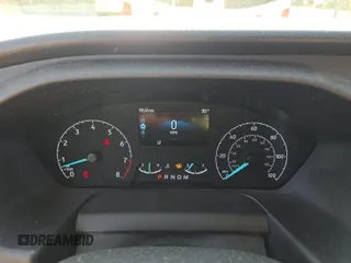 2023 Ford Transit Cargo с VIN 1FTBR2X82PKA60186, выставлен на аукционе IAAI как лот 42573161 с пробегом 47 202 миль миль и . История ставок и продаж доступна на DreamBid. Изображение 4.