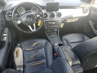 2014 Mercedes-Benz CLA 250 z VIN WDDSJ4EBXEN083749, wystawiony jako Copart lot #55975365 z przebiegiem Nie podano mil oraz Tytuł czysty. Historia ofert i sprzedaży dostępna na DreamBid. Obrazek 8.