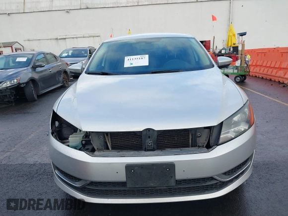 2012 Volkswagen Passat SE с VIN 1VWBP7A31CC049763, выставлен на аукционе IAAI как лот 41135187 с пробегом 188 966 миль миль и . История ставок и продаж доступна на DreamBid. Изображение 13.