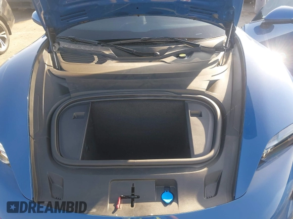 2024 Porsche Taycan 4 with VIN WP0BA2Y15RSA60181, listed as a IAAI auction lot 41158701 with 10,625 mi miles and . Bid and sale history available at DreamBid. Image 10.