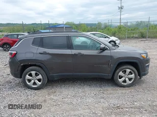 2018 Jeep Compass Altitude с VIN 3C4NJDBB6JT175768, выставлен на аукционе IAAI как лот 42207778 с пробегом 108 700 миль миль и . История ставок и продаж доступна на DreamBid. Изображение 14.