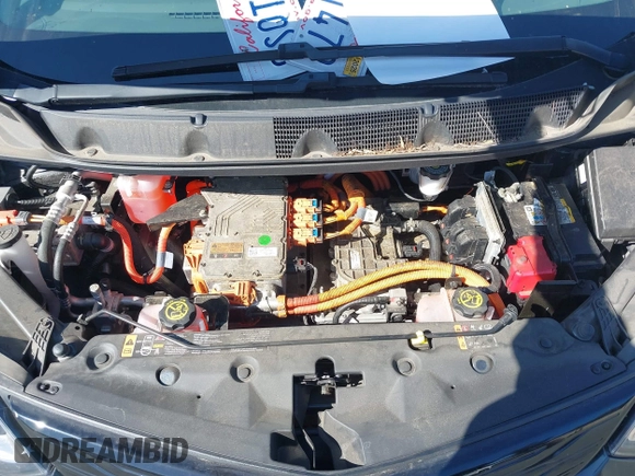 2020 Chevrolet Bolt EV LT z VIN 1G1FY6S05L4135290, wystawiony jako IAAI lot #41598059 z przebiegiem 46 938 mil mil oraz . Historia ofert i sprzedaży dostępna na DreamBid. Obrazek 10.