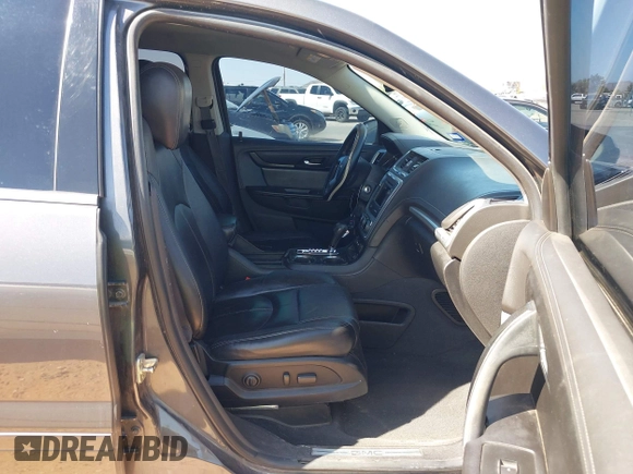 2014 GMC Acadia SLT with VIN 1GKKRRKD5EJ139095, listed as a IAAI auction lot 42153970 with 152,403 mi miles. Bid and sale history available at carsss.com. Image 5.