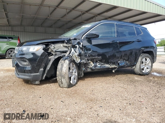 2022 Jeep Compass Latitude with VIN 3C4NJDBB1NT206270, listed as a Copart auction lot 52740675 with 64,709 mi miles and Clean Title. Bid and sale history available at DreamBid. Image 1.