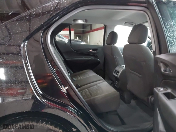 2022 Chevrolet Equinox LT with VIN 3GNAXUEV1NL267290, listed as a IAAI auction lot 41265781 with 17,593 mi miles. Bid and sale history available at carsss.com. Image 8.