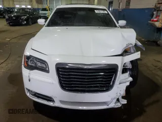 2014 Chrysler 300 with VIN 2C3CCAGG2EH384593, listed as a Copart auction lot 51851195 with 101,279 mi miles and Clean Title. Bid and sale history available at carsss.com. Image 5.