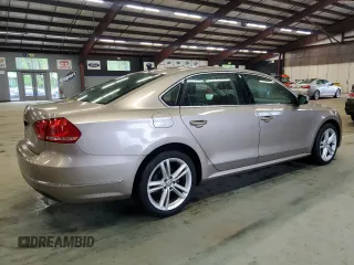 2015 Volkswagen Passat SE с VIN 1VWBV7A38FC072063, выставлен на аукционе Copart как лот 55957005 с пробегом 140 821 миль миль и Чистый • Clean title. История ставок и продаж доступна на DreamBid. Изображение 3.