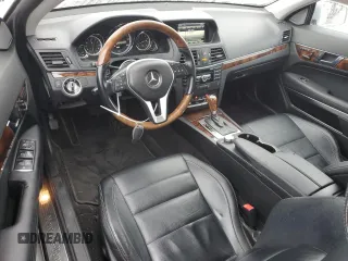 2013 Mercedes-Benz E 350 with VIN WDDKJ5KB7DF190650, listed as a Copart auction lot 44442755 with 194,823 mi miles and Salvage title. Bid and sale history available at DreamBid. Image 8.