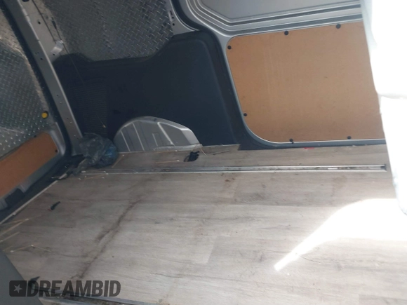 2015 Ford Transit Connect XL z VIN NM0LS7E78F1190247, wystawiony jako IAAI lot #41822114 z przebiegiem 185 057 mil mil oraz . Historia ofert i sprzedaży dostępna na DreamBid. Obrazek 8.