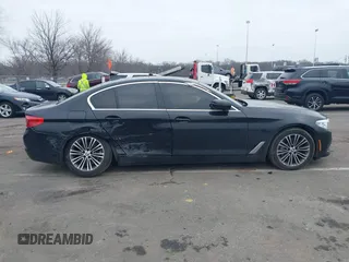 2019 BMW 5 Series 530i xDrive with VIN WBAJA7C51KWW26798, listed as a IAAI auction lot 41320980 with 65,865 mi miles. Bid and sale history available at carsss.com. Image 13.