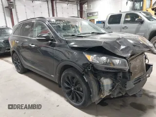 2019 Kia Sorento LX with VIN 5XYPGDA54KG584282, listed as a IAAI auction lot 42505080 with 83,431 mi miles and . Bid and sale history available at DreamBid. Image 1.