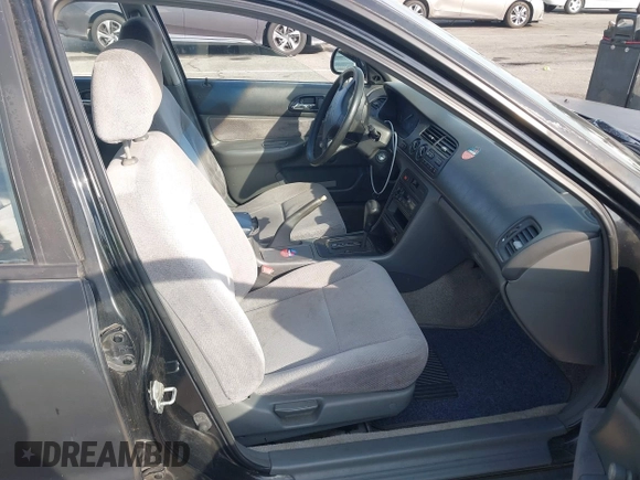 1997 Honda Accord z VIN 1HGTB5622VA476216, wystawiony jako IAAI lot #41407716 z przebiegiem 285 385 mil mil oraz . Historia ofert i sprzedaży dostępna na DreamBid. Obrazek 5.