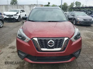 2019 Nissan Kicks SR with VIN 3N1CP5CU3KL483772, listed as a Copart auction lot 52044244 with 70,140 mi miles and Clean Title. Bid and sale history available at DreamBid. Image 5.