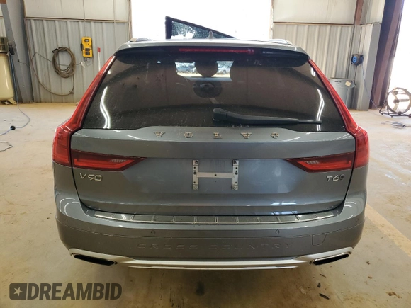 2018 Volvo V90 z VIN YV4A22NL6J1026625, wystawiony jako Copart lot #48945545 z przebiegiem 108 622 mil mil oraz Szkoda całkowita • Salvage title. Historia ofert i sprzedaży dostępna na DreamBid. Obrazek 6.