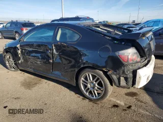 2009 Scion tC z VIN JTKDE167090278867, wystawiony jako Copart lot #47040775 z przebiegiem 148 976 mil mil oraz Szkoda całkowita • Salvage title. Historia ofert i sprzedaży dostępna na DreamBid. Obrazek 2.