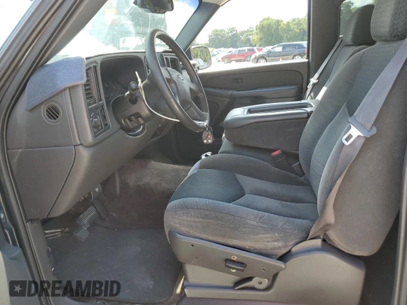 2003 Chevrolet Avalanche with VIN 3GNEC13TX3G175372, listed as a Copart auction lot 68082774 with 256,954 mi miles and Non Repairable. Bid and sale history available at DreamBid. Image 7.