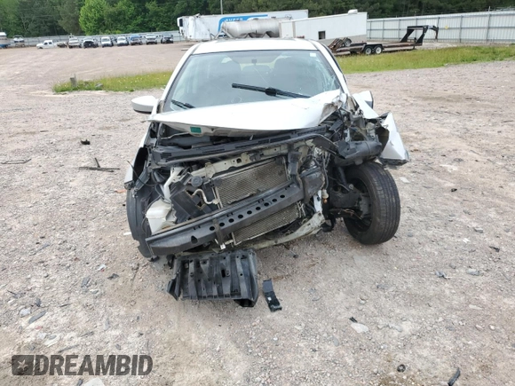 2015 Nissan Note S Plus with VIN 3N1CE2CP9FL377296, listed as a Copart auction lot 56230955 with 121,213 mi miles and Salvage title. Bid and sale history available at DreamBid. Image 5.