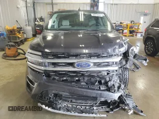 2022 Ford Expedition Limited z VIN 1FMJU2AT5NEA36558, wystawiony jako Copart lot #84229534 z przebiegiem 41 330 mil mil oraz Szkoda całkowita • Salvage title. Historia ofert i sprzedaży dostępna na DreamBid. Obrazek 5.