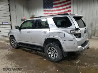 2024 Toyota 4Runner TRD Off Road with VIN JTEPU5JR7R6238642, listed as a Copart auction lot 42112705 with 0 mi miles and Salvage Title. Bid and sale history available at carsss.com. Image 2.