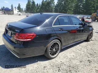 2014 Mercedes-Benz E 350 Luxury with VIN WDDHF8JBXEA981753, listed as a Copart auction lot 60556625 with 132,742 mi miles and Salvage title. Bid and sale history available at DreamBid. Image 3.