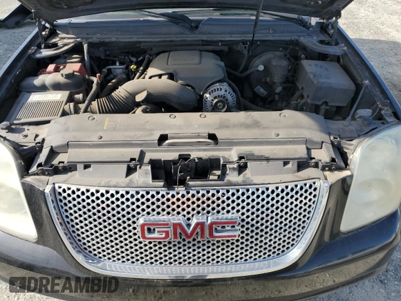 2007 GMC Yukon Denali z VIN 1GKFK63877J235917, wystawiony jako Copart lot #57445735 z przebiegiem 253 961 mil mil oraz Czysty tytuł • Clean title. Historia ofert i sprzedaży dostępna na DreamBid. Obrazek 12.