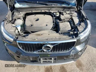 2020 Volvo XC40 Momentum with VIN YV4162UK5L2196730, listed as a IAAI auction lot 41777418 with 43,465 mi miles and . Bid and sale history available at DreamBid. Image 10.