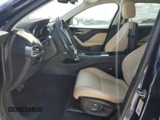 2020 Jaguar F-Pace 25t Premium z VIN SADCJ2FX5LA628763, wystawiony jako Copart lot #47454765 z przebiegiem 46 439 mil mil oraz Nie do naprawy • Non repairable. Historia ofert i sprzedaży dostępna na DreamBid. Obrazek 7.