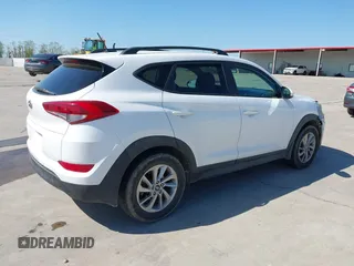 2017 Hyundai Tucson SE with VIN KM8J23A45HU343355, listed as a IAAI auction lot 41864766 with 115,931 mi miles and . Bid and sale history available at DreamBid. Image 4.