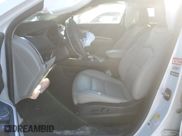 2021 Cadillac XT4 FWD Luxury z VIN 1GYAZAR48MF018135, wystawiony jako Copart lot #43023665 z przebiegiem 54 271 mil mil oraz Szkoda całkowita • Salvage title. Historia ofert i sprzedaży dostępna na DreamBid. Obrazek 7.