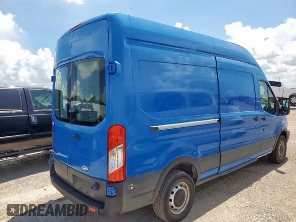 2015 Ford Transit with VIN 1FTYR2XM4FKA62205, listed as a Copart auction lot 62559055 with 184,908 mi miles and Clean title. Bid and sale history available at DreamBid. Image 3.