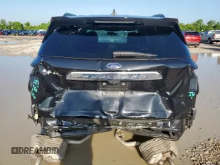 2022 Ford Explorer XLT with VIN 1FMSK7DH1NGA35734, listed as a Copart auction lot 58496155 with 60,526 mi miles and Salvage title. Bid and sale history available at DreamBid. Image 6.