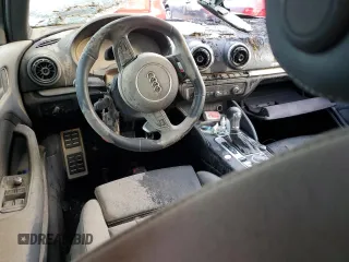 2015 Audi S3 z VIN WAUFFHFF9F1124920, wystawiony jako Copart lot #39576164 z przebiegiem Nie podano mil oraz Szkoda całkowita • Salvage title. Historia ofert i sprzedaży dostępna na DreamBid. Obrazek 8.