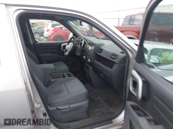 2008 Honda Ridgeline RTS z VIN 2HJYK16458H525443, wystawiony jako IAAI lot #42143814 z przebiegiem 118 057 mil mil oraz . Historia ofert i sprzedaży dostępna na DreamBid. Obrazek 5.