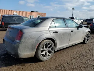 2021 Chrysler 300 S with VIN 2C3CCABG4MH536976, listed as a Copart auction lot 46870125 with 86,347 mi miles and Salvage Title. Bid and sale history available at DreamBid. Image 3.