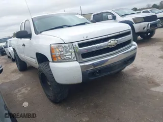 2007 Chevrolet Silverado 1500 Work Truck with VIN 1GCEC19C47Z630870, listed as a IAAI auction lot 41420093 with 316,080 mi miles. Bid and sale history available at carsss.com. Image 1.