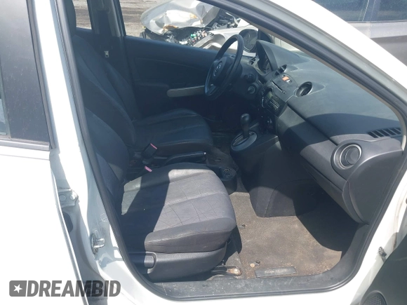 2012 Mazda 2 Sport with VIN JM1DE1KY6C0150369, listed as a IAAI auction lot 42284706 with 205,845 mi miles and . Bid and sale history available at DreamBid. Image 5.