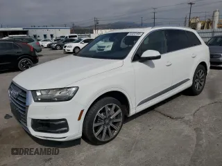 2017 Audi Q7 Premium Plus z VIN WA1LAAF7XHD008691, wystawiony jako Copart lot #54453155 z przebiegiem 107 661 mil mil oraz Szkody całkowita. Historia ofert i sprzedaży dostępna na DreamBid. Obrazek 1.