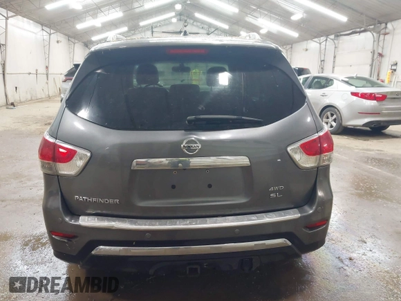 2015 Nissan Pathfinder SL with VIN 5N1AR2MM3FC642198, listed as a IAAI auction lot 42462300 with 191,328 mi miles and . Bid and sale history available at DreamBid. Image 16.