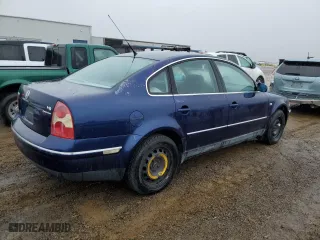 2002 Volkswagen Passat GLX with VIN WVWTH63B32P069555, listed as a Copart auction lot 85990984 with 69,310 mi miles and Clean Title. Bid and sale history available at carsss.com. Image 3.